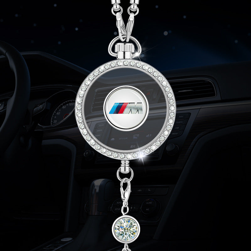 Automobilio aromaterapijos logotipo pakabukas iš metalo ir deimantų-LT