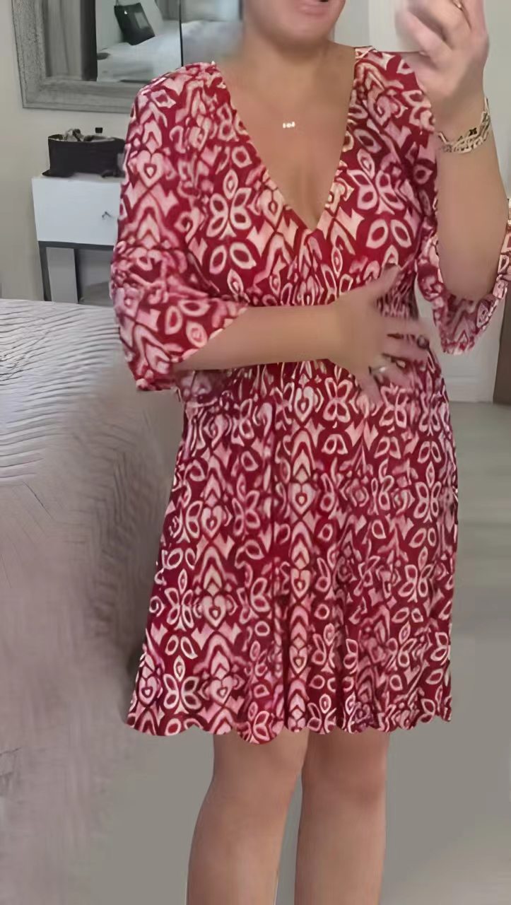 👗Mini Print V formos iškirpte suknelė 