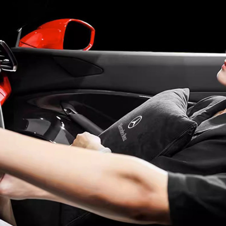 Πολυλειτουργικά μαξιλάρια και παπλώματα - ένας ζεστός σύντροφος για το σπίτι και τα ταξίδια-GR