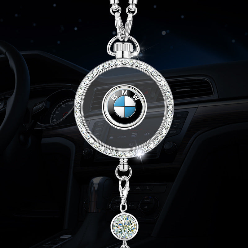 Automobilio aromaterapijos logotipo pakabukas iš metalo ir deimantų-LT