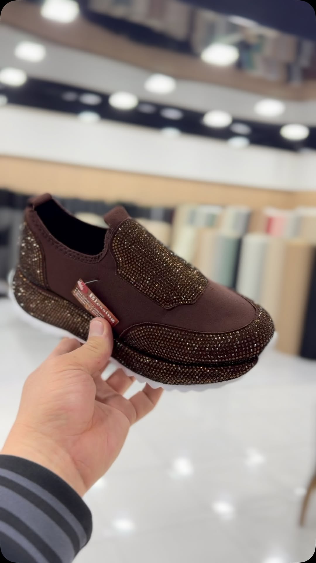 Madingi, kasdieniai sportbačiai su kristalais-LT