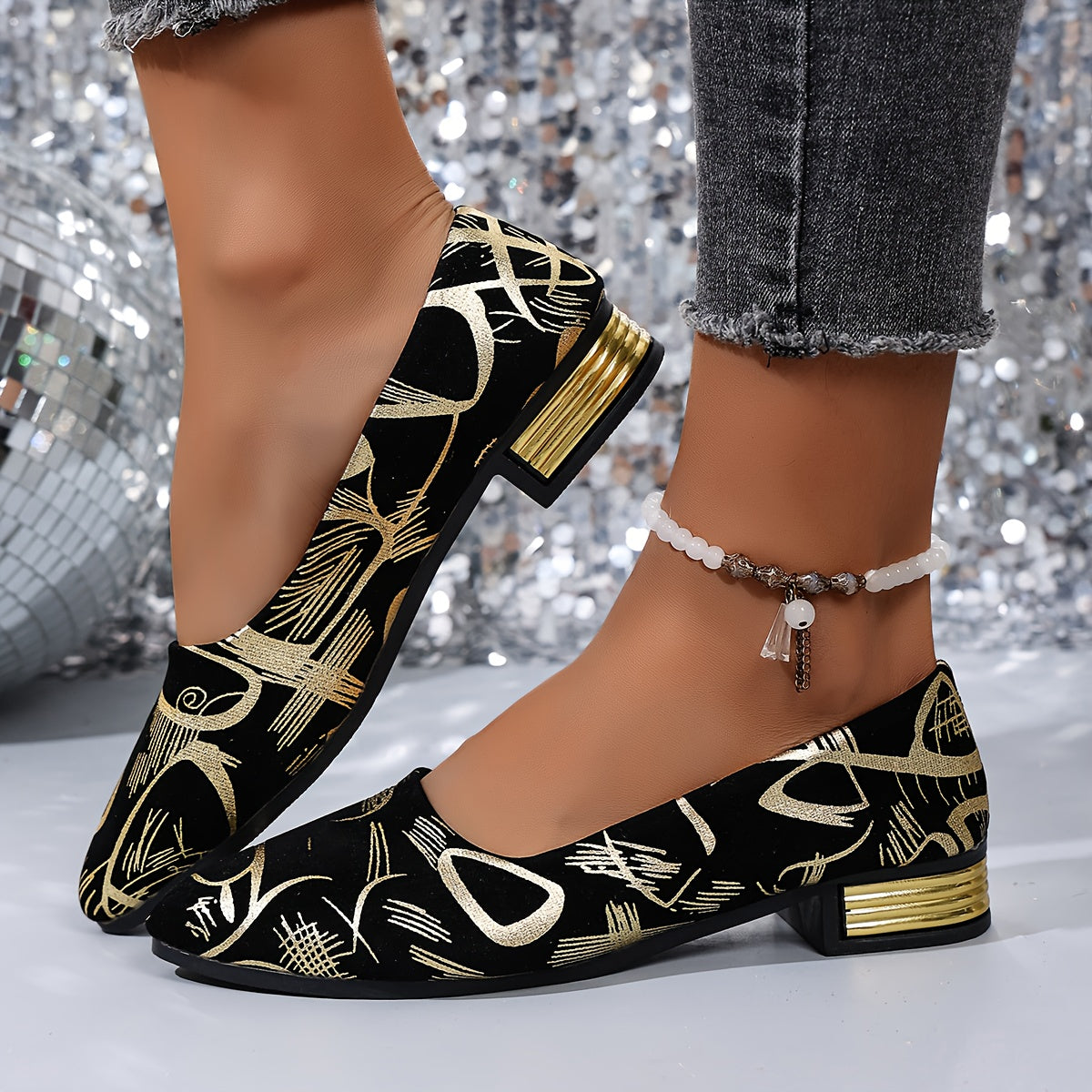 Damskie modne buty na niskim obcasie