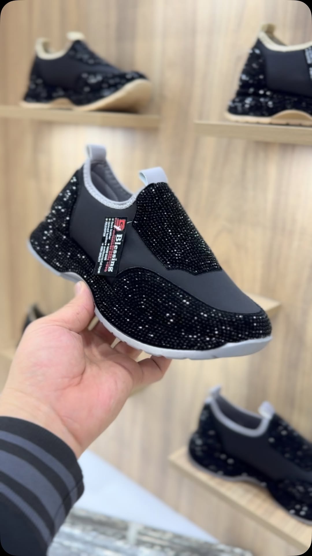 Μοντέρνα, καθημερινά αθλητικά παπούτσια με κρύσταλλα-GR