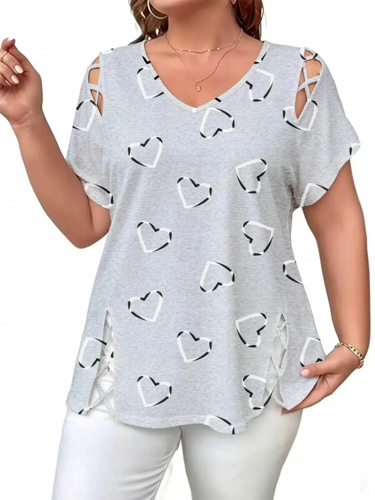 👗🌸Women's summer blouse with V-neck and print — soft, elegant🌟
