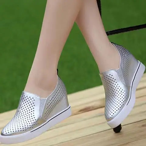 🔥【34-41】2025 m. vasaros moteriški laisvalaikio bateliai su minkšta oda ir storu padu-LT