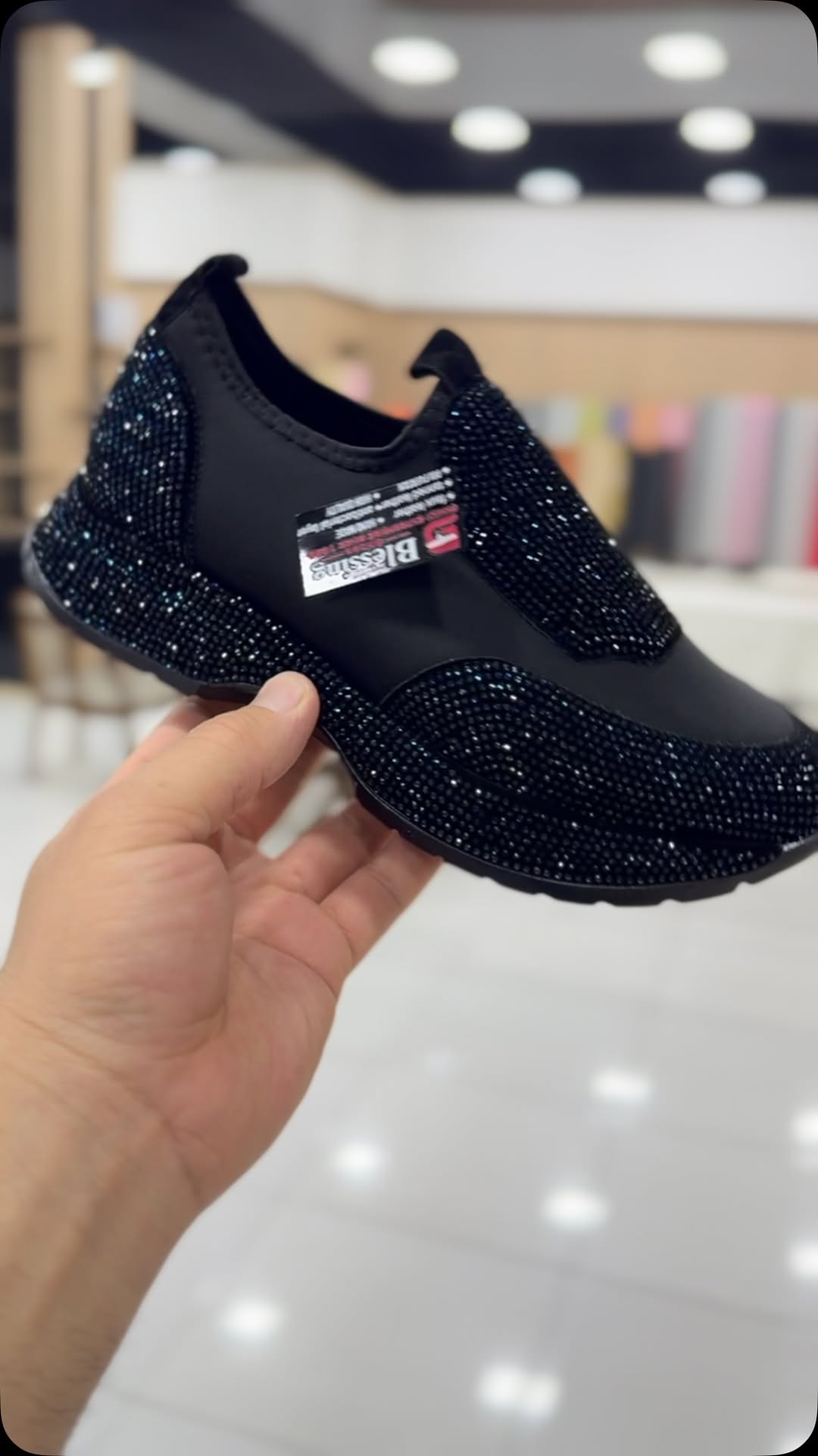 Μοντέρνα, καθημερινά αθλητικά παπούτσια με κρύσταλλα-GR