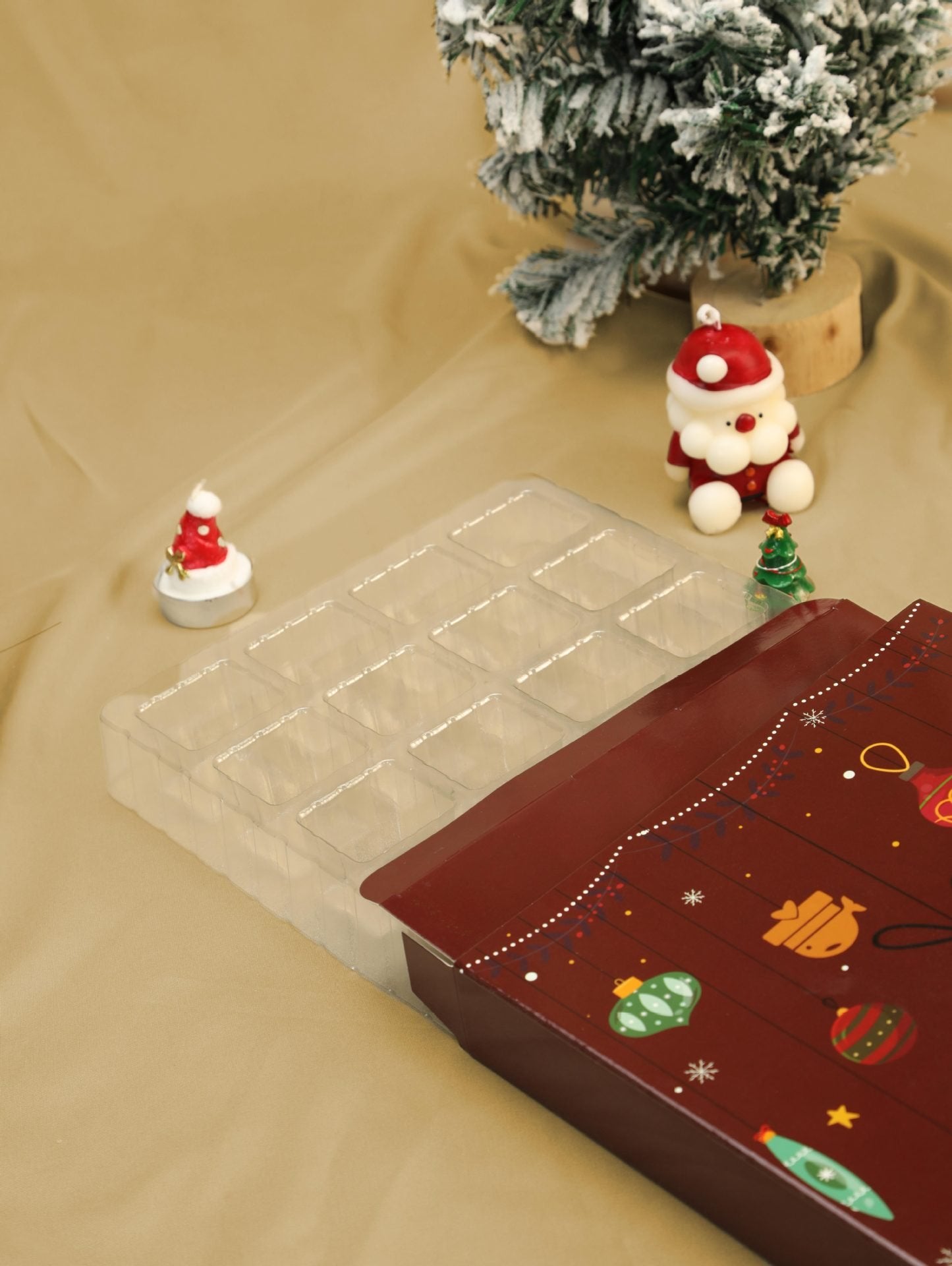 Rožinis marmurinis Advento kalendorius 2025 m., 24 dienų iki Kalėdų atgalinio skaičiavimo dėžutė-LT