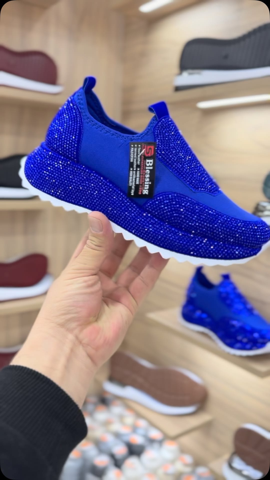 Μοντέρνα, καθημερινά αθλητικά παπούτσια με κρύσταλλα-GR