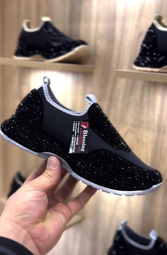 Μοντέρνα, καθημερινά αθλητικά παπούτσια με κρύσταλλα-GR