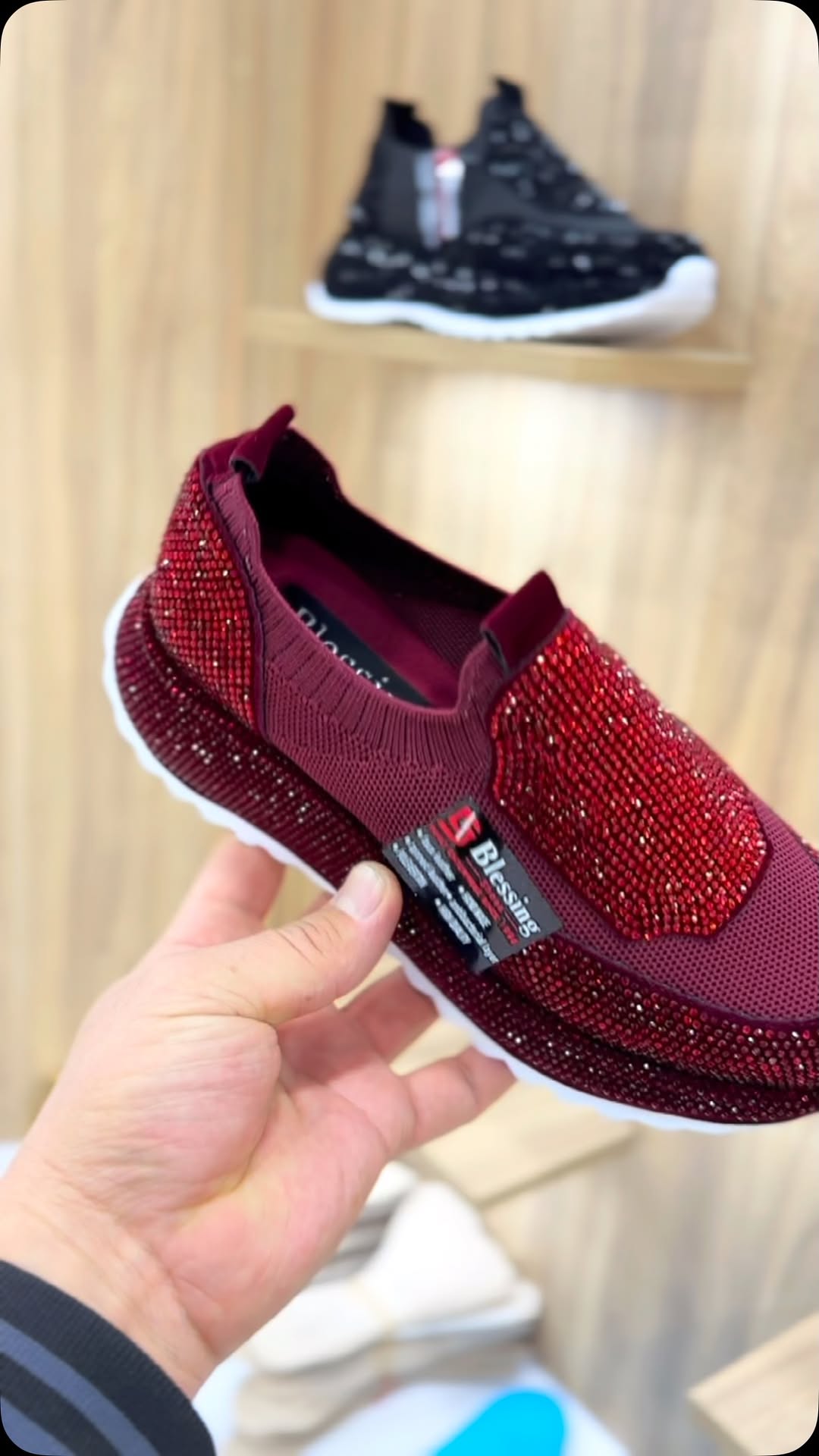 Μοντέρνα, καθημερινά αθλητικά παπούτσια με κρύσταλλα-GR