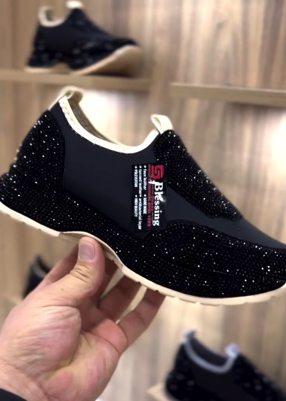 Μοντέρνα, καθημερινά αθλητικά παπούτσια με κρύσταλλα-GR