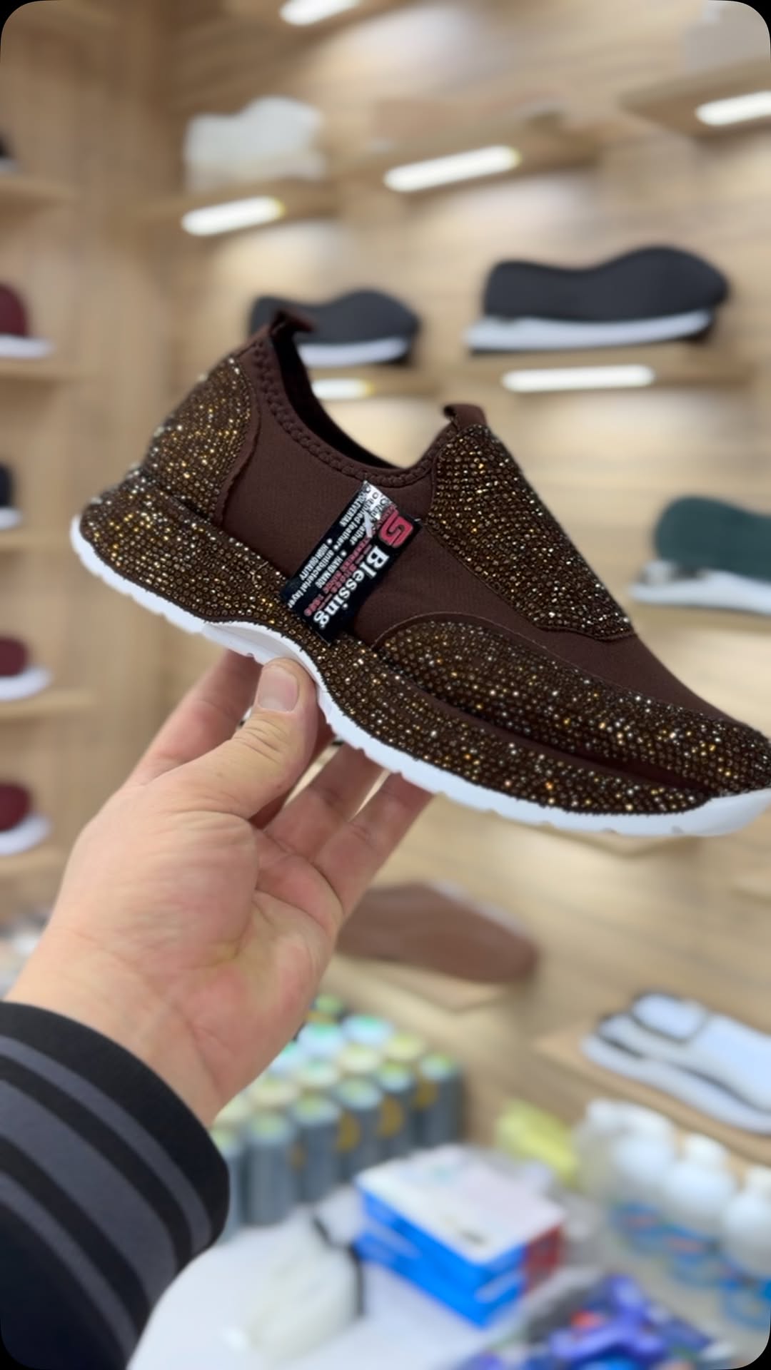 Μοντέρνα, καθημερινά αθλητικά παπούτσια με κρύσταλλα-GR