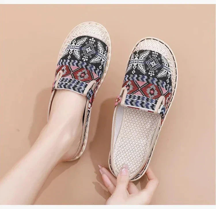 Kvėpuojančios lininės šlepetės su galvos apdangalu-LT